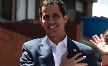 Unos 50 países han reconocido a Guaidó mientras que Maduro tiene el apoyo de aliados como Rusia, China, Turquía, Irán y Cuba. Archivo