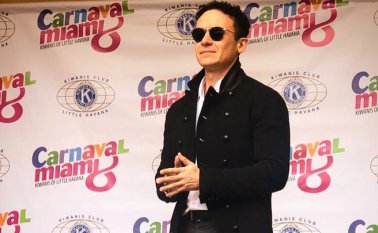 Fonseca es uno de los 32 artistas que se presentarán este viernes. @Fonseca