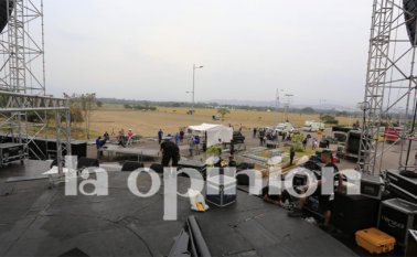 Los organizadores del megaconcierto, iniciativa del empresario británico Richard Branson, fundador del Grupo Virgin, dispusieron el ingreso del público desde las 6:00 de la mañana del viernes. Juan Pablo Cohen