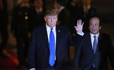 Donald Trump, a su llegada a Hanói. AFP