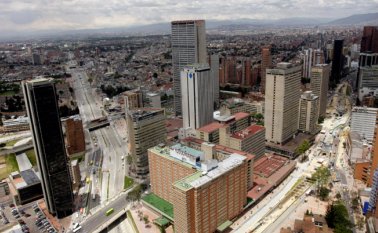 La Asociación Nacional de Empresarios de Colombia (ANDI) prevé que la economía colombiana pudo haber crecido alrededor del 2,8 % y estaría bordeando el 3 %, debido a las dinámicas de recuperación que se presentaron durante el año pasado. Colprensa