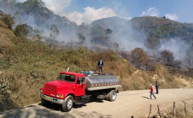 El último incendio fue controlado esta semana en la vereda El Limoncito, localizada en el corregimiento de San Bernardo de Bata.
 Cortesía