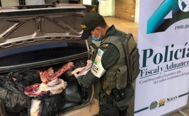 La Policía reiteró que la carne de contrabando representa un riesgo para la salud de quienes la consumen. Policía Nacional