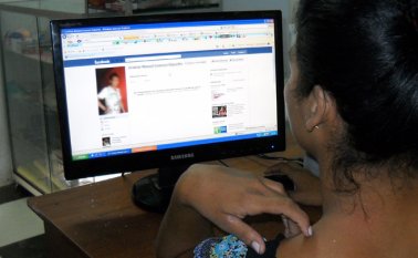 En agosto de 2008, Facebook alcanzó los 100 millones de miembros. Archivo