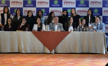 Las futbolistas colombianas llevarán hoy su denuncia ante la Fifa, la Vicepresidencia de la República, Coldeportes y la Federación Colombiana de Fútbol. Colprensa
