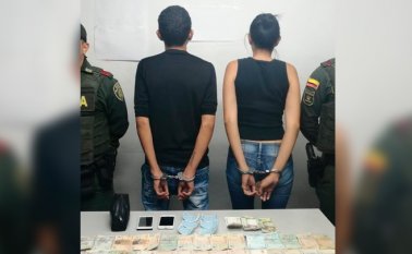 Fueron detenidos en un local comercial en el barrio El Callejón. Policía