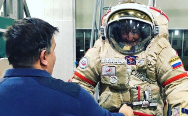 Twitter / @Astro_Christina