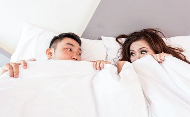 Según los expertos en sexualidad esto podría evitarse solo con cambiar de mentalidad. Pixabay / Referencial