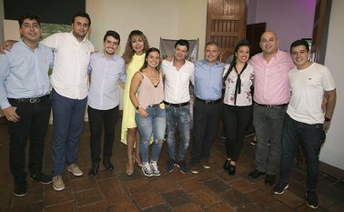 Sebastián Contreras, Jair Contreras, Sebastián Suárez, Ludy Páez, Daniela Casallas, Jair Moreno, Diego Mendieta, Camila de los Ríos, Luis Eduardo Contreras y David Araque. Juan Pablo Cohen / La Opinión