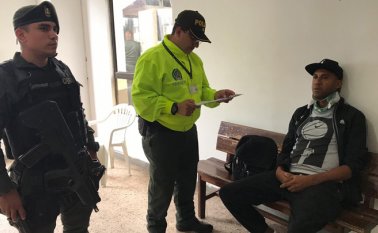 El exjugador será trasladado a Bogotá y se espera que sea recluido en el pabellón de extraditables de La Picota a la espera de que se surta el trámite judicial para que comparezca ante un juez estadounidense. Colprensa