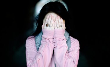 El suicidio se considera hoy como un problema de salud pública en todo el mundo y se encuentra entre las tres primeras causas de muerte de las personas de 15 a 44 años, y la segunda en el grupo entre los 10 y 24 años. Colprensa