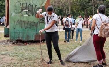 Los 32 jóvenes son estudiantes de gestión empresarial del Sena. Mario Franco