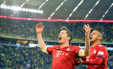 Bayern de Múnich goleó al Borussia Dortmund (5-0). AFP