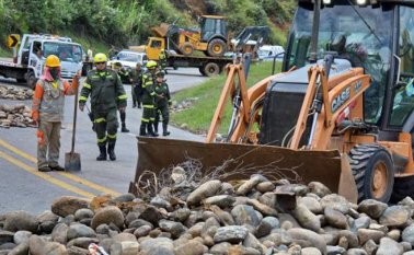 Se tenían bloqueos en unos 20 puntos.
El País