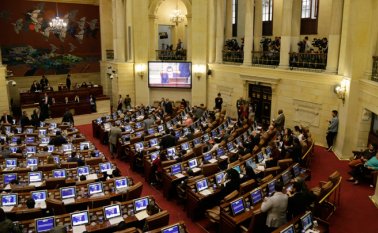 La Ley Estatutaria de la JEP fue aprobada por los legisladores colombianos en 2017 y luego recibió el visto bueno de la Corte Constitucional, por lo que únicamente estaba pendiente de sanción presidencial. Colprensa