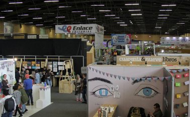 La noche del martes se dio inicio a una nueva versión de la Feria Internacional del Libro en Bogotá, que tiene previstos foros y la presentación de 20 filmes nacionales. Especial para La Opinión