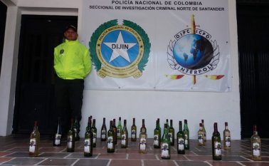 Las 30 botellas de vino no cumplían con las condiciones higiénicas sanitarias. Cortesía