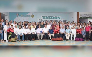 Asistentes al lanzamiento. Cortesía