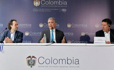 El Gobierno anunció además la firma de un acuerdo con SoftBank que permitirá poner en marcha el “fondo de fondos” para el apoyo al emprendimiento.