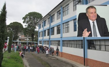 El hospital de Pamplona atiende a 120.000 personas en la provincia. Solo de Comparta son 25.000 personas, quienes solo pueden acceder a atención por urgencia vital. Roberto Ospino