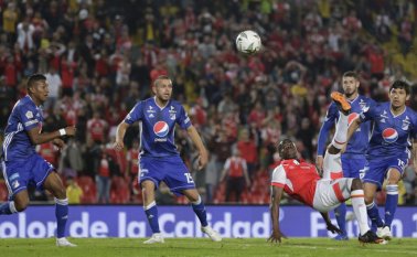 Los ocho mejores equipos del fútbol colombiano comienzan la disputa de los cuadrangulares finales.
Colprensa
