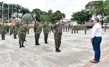 Duque añadió que la grave situación relacionada con los líderes sociales en el país se debe a que detrás están grupos armados ilegales como el Ejército de Liberación Nacional, el Clan del Golfo, los Pelusos, los Puntilleros, los Caparrapos y los Grupos Armados Organizados (GAOS). Colprensa
