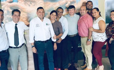 Un reconocimiento de compañeros del colegio Simón Bolívar. Cortesía