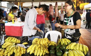 La tendencia al alza de los últimos dos años del salario mínimo estaría generando sobrecostos en las empresas e impidiéndoles contratar un mayor número de empleados. Archivo
