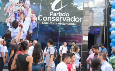Después de cuatro años sin un lugar en dónde recibir a sus militantes, el Partido Conservador en Norte de Santander volvió a tener una sede propia. Esta vez está ubicada en la calle 14 con avenida 4, en el centro de Cúcuta. Obando
