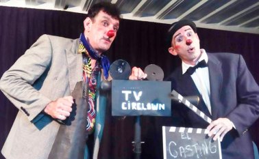 La obra es dirigida por Pedro Antonio Muñoz Reyes, conocido por su personaje de ‘Flautín pachino’. Junto con él está en escena Juan Carlos Muñoz, quien interpreta al payaso ‘Pipo’. Cortesía