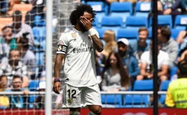 El Real Madrid perdió en casa 2 a 0 ante el Betis. AFP