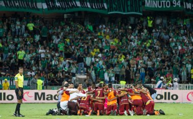 A través de las redes sociales seguidores del Deportes Tolima pidieron que el caso no quede impune y los asesinos del ibaguereño paguen por el dolor que está viviendo la familia de Morales Castaño. Archivo Colprensa