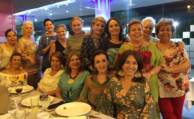 Graciela de Peñaranda, Nelly de Rojas, María Nella de Assaf, Blanca de Estrada, Gladys de Assaf, Yamile de Galavis, Mariana de Suz, Gisela de Banguero, Margarita de Yáñez, Luz Marina Galvis, Sofía de Figueroa, Mary Sepúlveda, María Inés Blanco, Amanda de Ramírez y Patricia de Abrajim. Cortesía