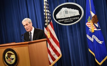 Mueller dijo que, tras detallar al menos 10 posibles actos de obstrucción de la justicia por parte de Trump, no era posible asegurar que el mandatario no cometiera ningún delito. AFP