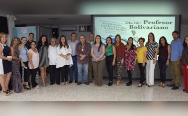 Clara Aguilar, Maryuri Borrero, Yudith Contreras, Carlos Hernández, Irma Nuvan, Andrea Aguilar, Carlos Corredor, Paola Amar Sepúlveda, José Consuegra, Valmore Bermúdez, Johel Rodríguez, Neida Albornoz, Akever Santafe, Marisela Vivas, María Cuberos, Yolanda Gallardo, Doris Barrera, Mary Bernal, Frank Sáenz y Sonia Falla. Cortesía