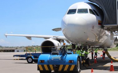 La demanda del sector pasajeros se mantiene “sólida”, pero el sector de flete padece la guerra comercial entre China y Estados Unidos. AFP