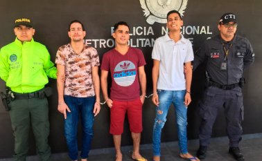 Juan Carlos Alberto Vásquez, Ángel Gabriel Herrera y Alexander Jesús Sira recibieron medida de aseguramiento intramural. Policía
