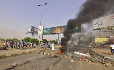 Las protestas de los sudaneses se presentan desde abril AFP