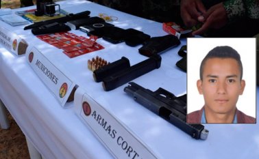 En el procedimiento de las autoridades decomisaron una pistola, munición, celulares y elementos alusivos al Epl. Ejército Nacional