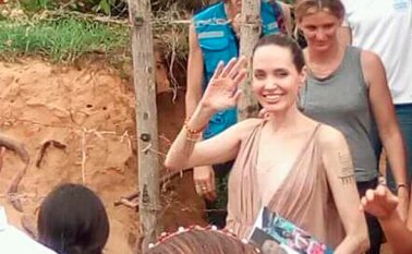 Angelina Jolie, enviada especial de ACNUR, visita la frontera durante dos días. Foto Cristian Avendaño/ colprensa