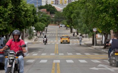 La avenida tercera del barrio Claret fue pavimentada en concreto rígido. Alfredo Estévez