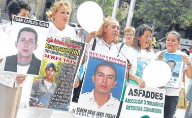 ¿Qué pasó? y ¿dónde están?, son algunas de las preguntas que se hacen los familiares de los desaparecidos. Archivo