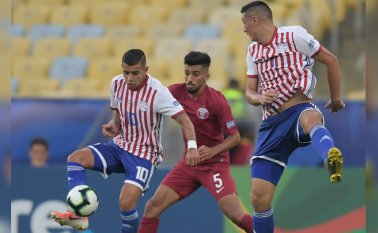En una región donde el fútbol es una religión, se espera que la concurrencia en los estadios se multiplique cuando se acerque la definición de la primera fase y en las instancias de duelos de eliminación directa.  AFP