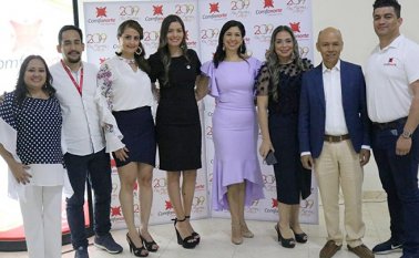 De izquierda a derecha: Carmen Elena Arenas, Néstor Blanco, Milene Alcira Moreno, Vanessa Estupiñán, Judith Jamile Jaimes, Sandra Yudith Parra, Edgar Rivera Parada y Fabián Molinares Amaris. Cortesía