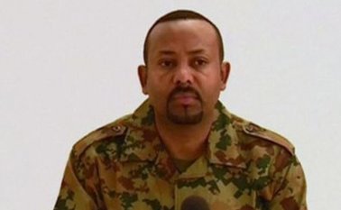 Twitter / @apodyopsisve 