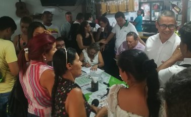 Se conformaron los comités de campaña. Especial para La Opinión