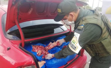 La carne y el queso de contrabando quedaron a disposición de la Seccional de Aduanas Cúcuta. Cortesía para La Opinión