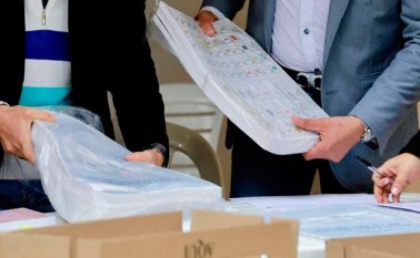 Como ya arrancó la temporada previa a las elecciones regionales del 27 de octubre, en la que por ejemplo desde este jueves rige la Ley de Garantías que restringe la contratación, la Procuraduría expidió una directiva dirigida a gobernadores, alcaldes, funcionarios y servidores públicos. Cortesía