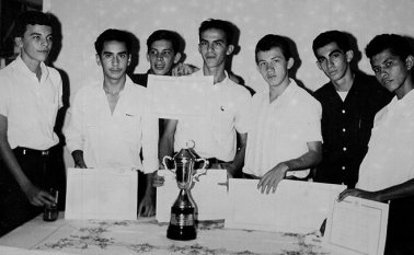 Recordamos de izquierda a derecha a Jesús Granados, José Eustorgio Colmenares, Álvaro Contreras Serpa, Hernando Castillo Chaustre, director técnico, Jorge Enrique Maldonado, Víctor Betancourt y Lubin Viggiani. Archivo / La Opinón