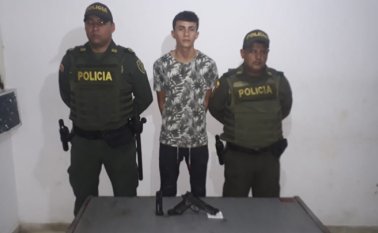 El capturado fue dejado a disposición de la autoridad competente para su respectiva judicialización por el delito de hurto agravado. Policía Nacional